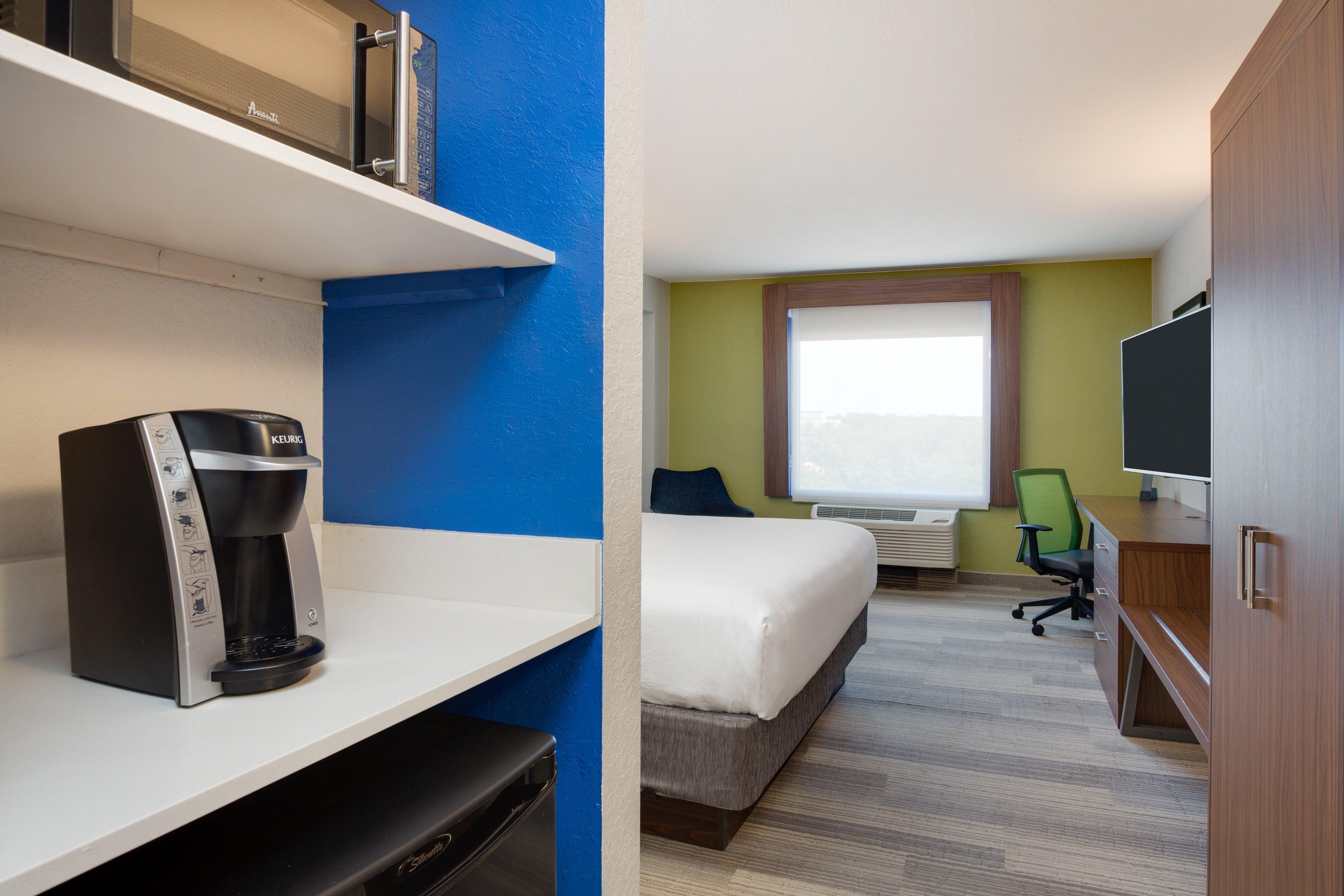 Holiday Inn Express Hotel & Suites Tampa-Fairgrounds-Casino By Ihg Exteriör bild