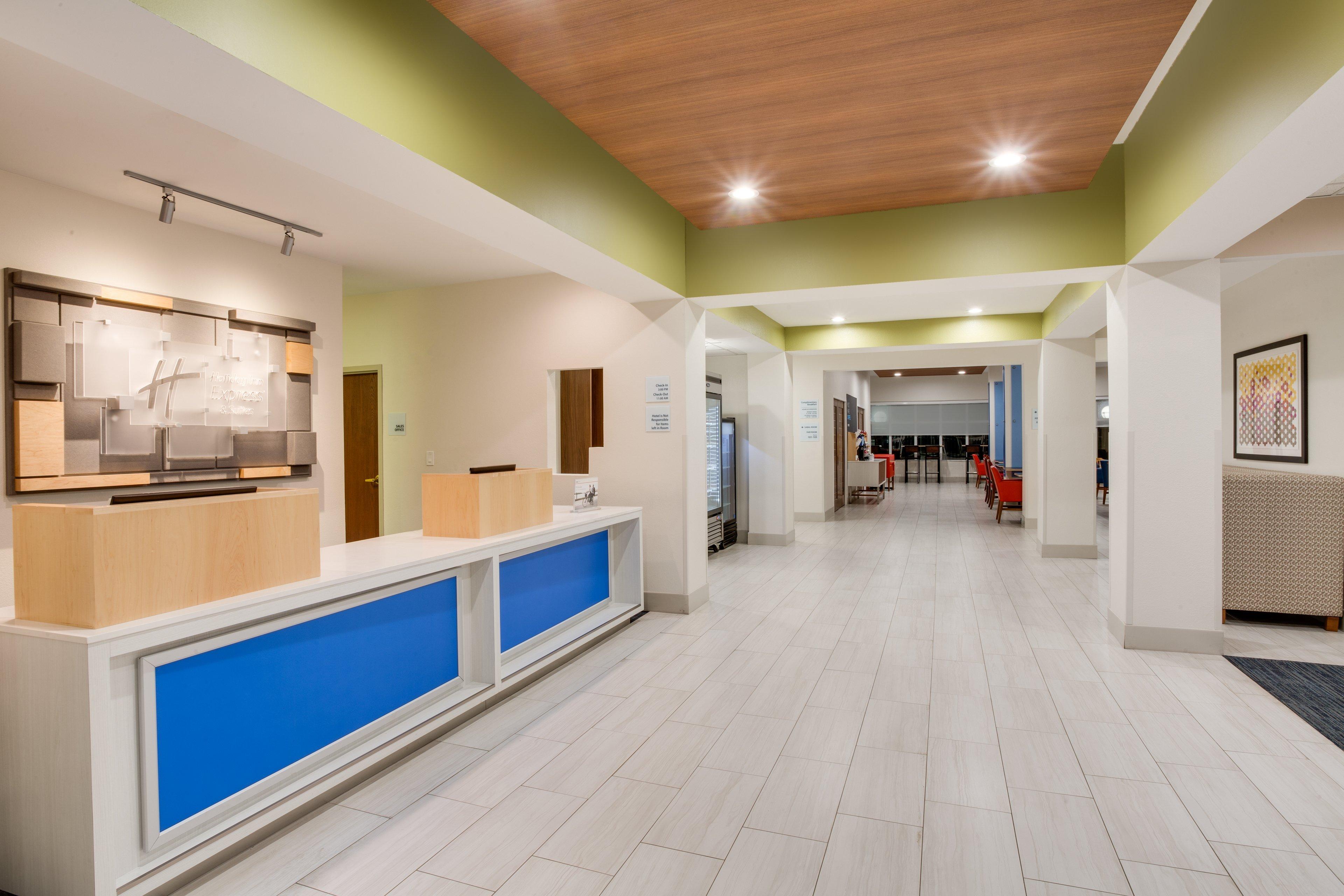 Holiday Inn Express Hotel & Suites Tampa-Fairgrounds-Casino By Ihg Exteriör bild